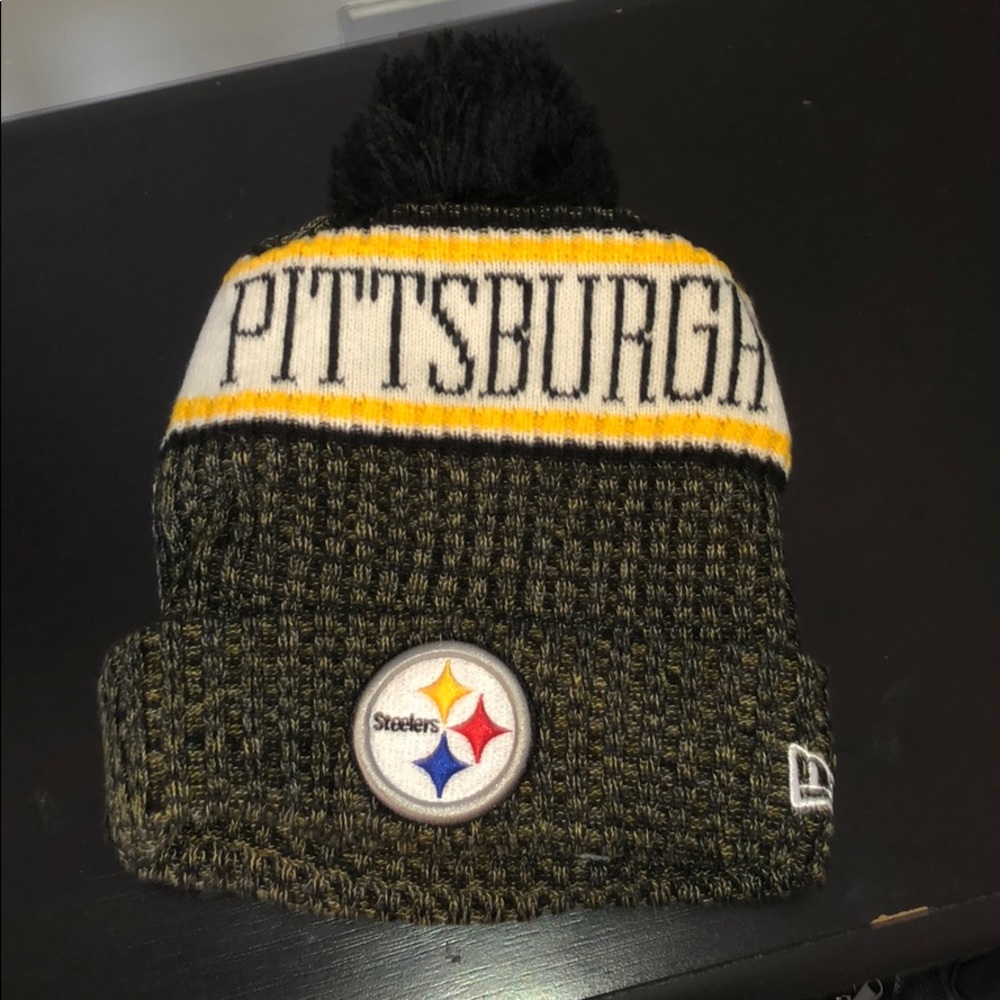 Steeles official NFL beanie